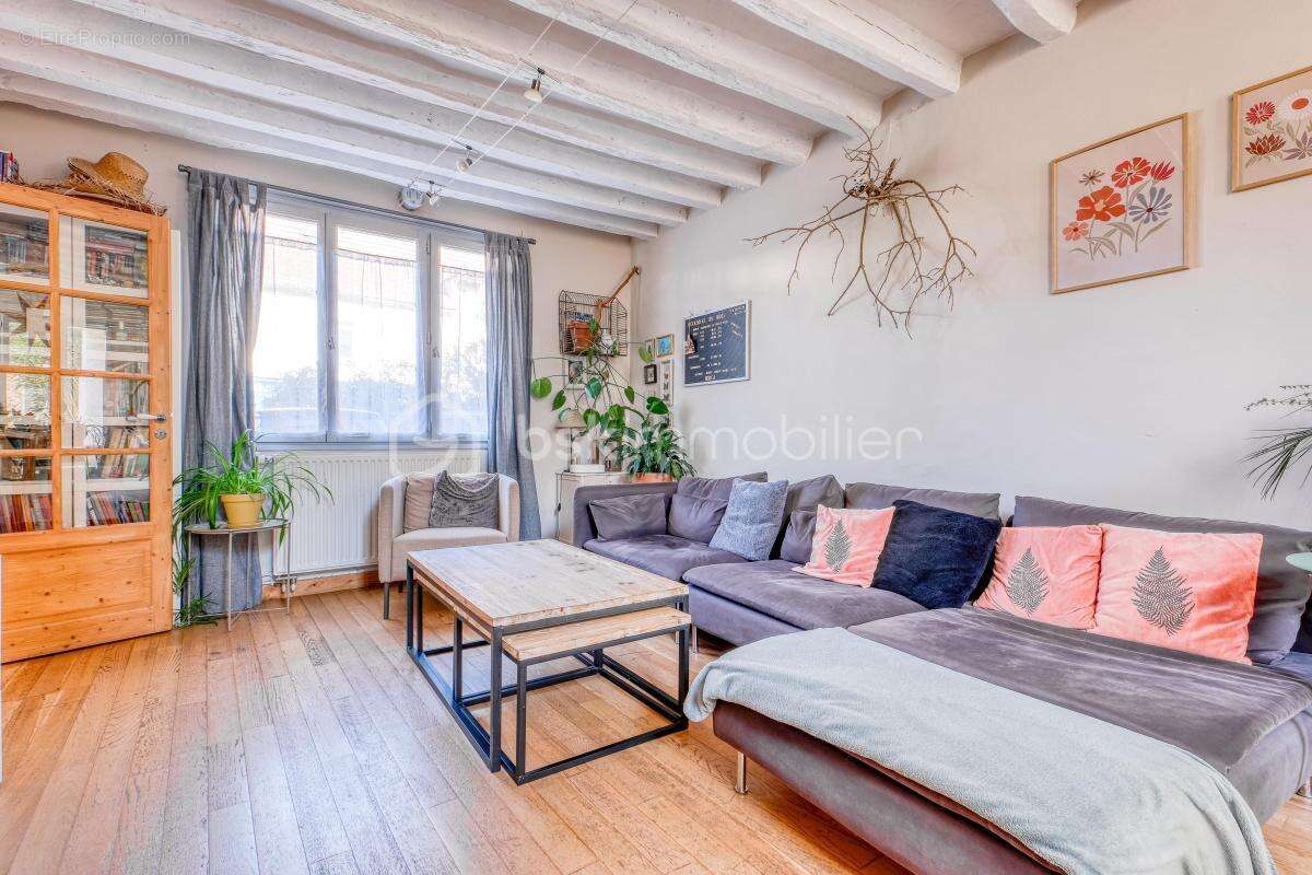 Ensemble immobilier : Maison, appartement et grange - photo 3