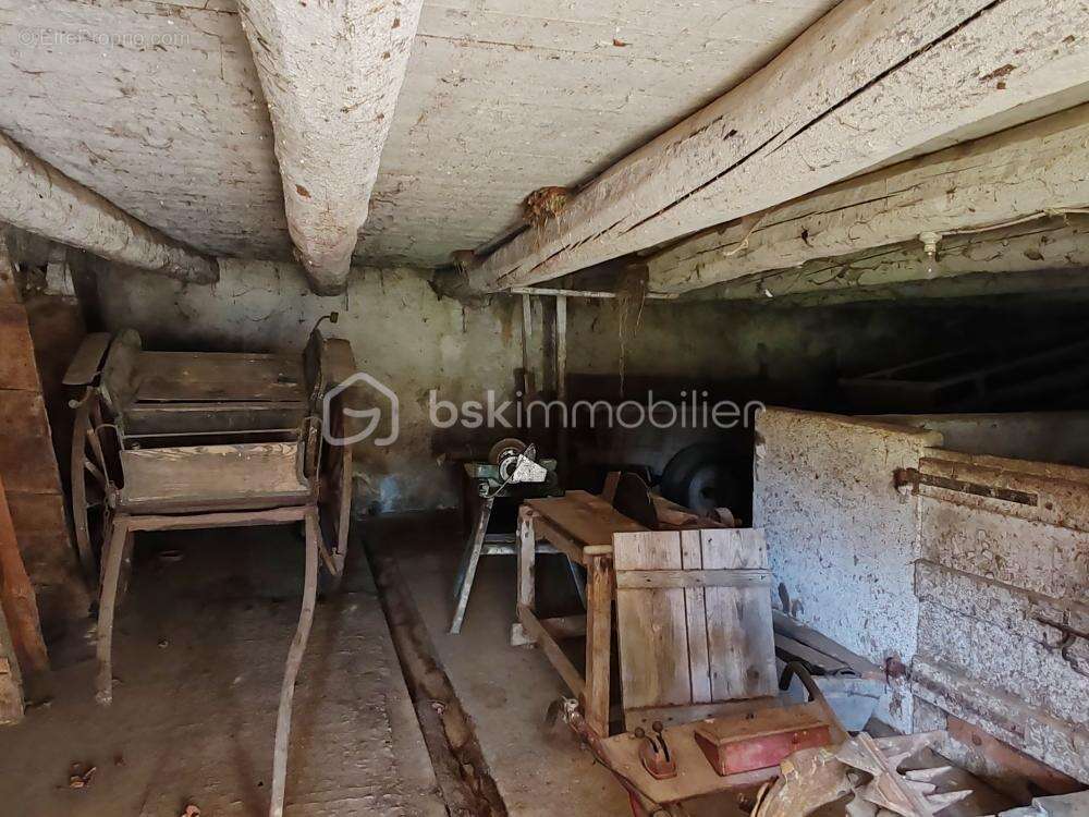 Maison à MARSAC-EN-LIVRADOIS