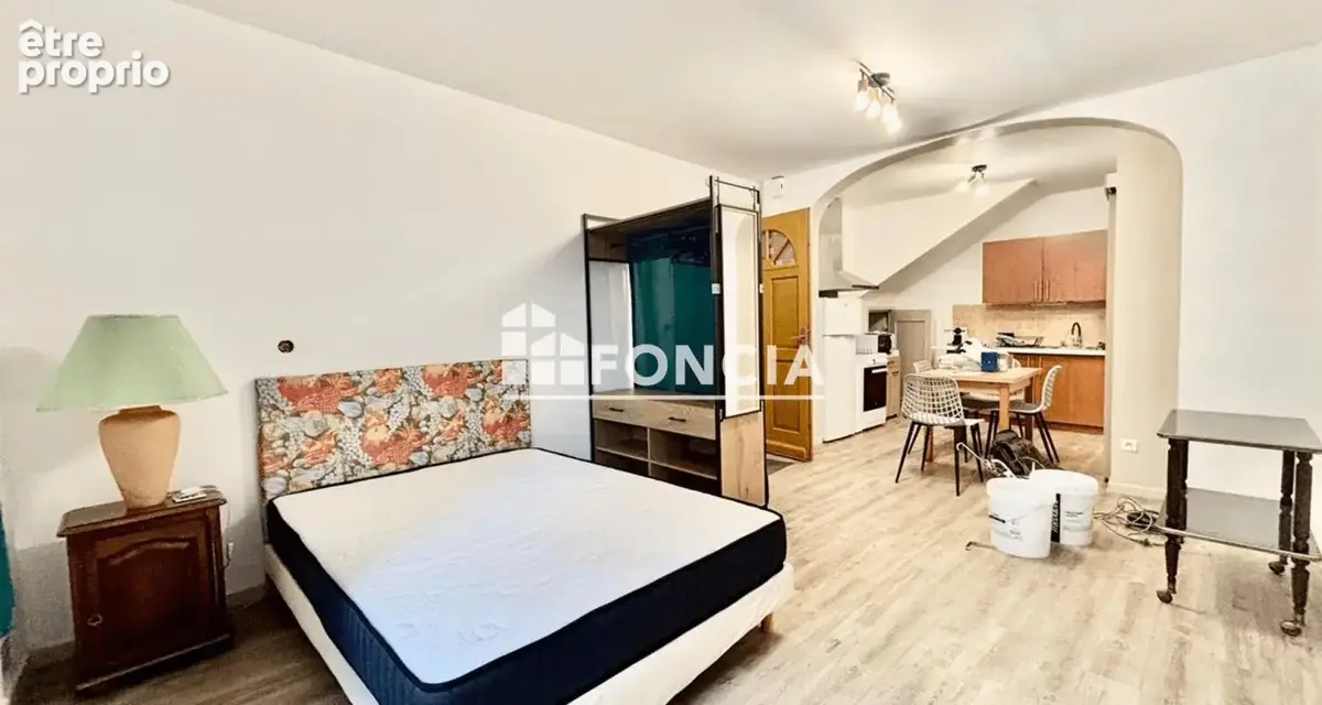 POUR INVESTIR : Immeuble de 3 logements à Saint-Félix-de-Lodez - photo 4