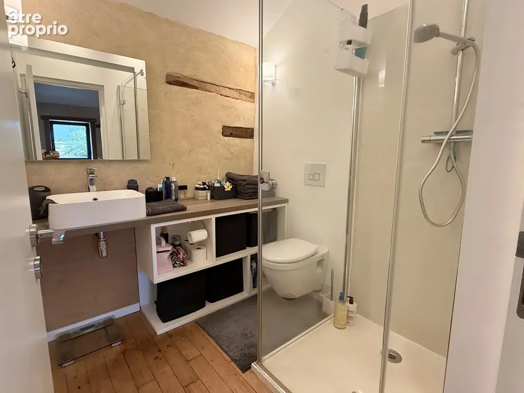 Exceptionnelle maison en pierre rénovée avec quatre chambres et piscine chauffée - photo 18