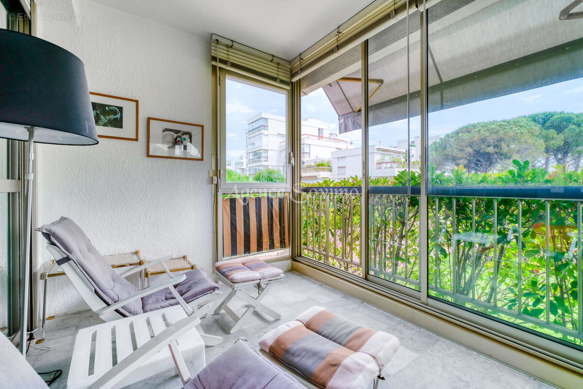 Appartement à MANDELIEU-LA-NAPOULE