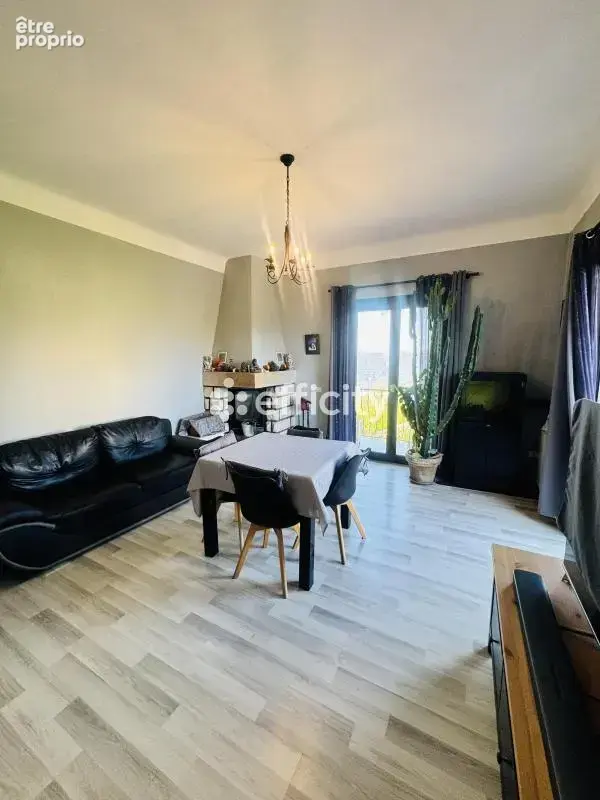 Appartement 4 pièces 86 m² à vendre à Berre-Les-Alpes (06390) - photo 4