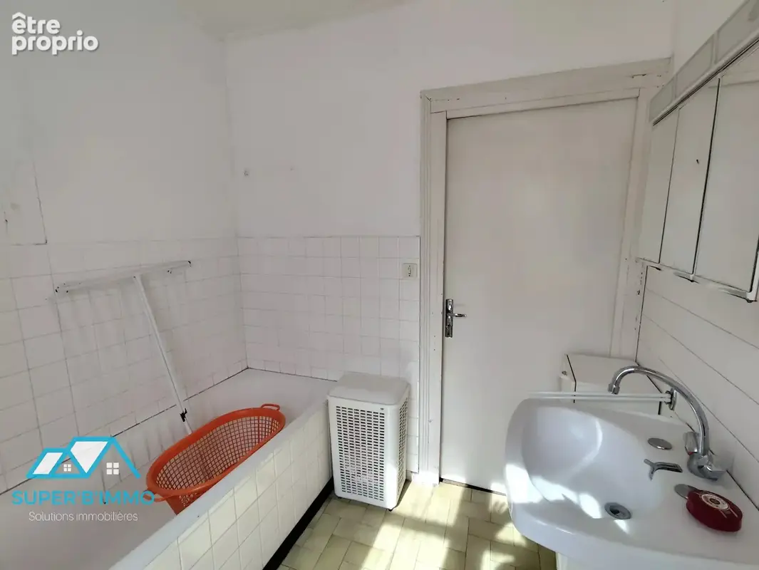 maison de village a rénover - photo 6