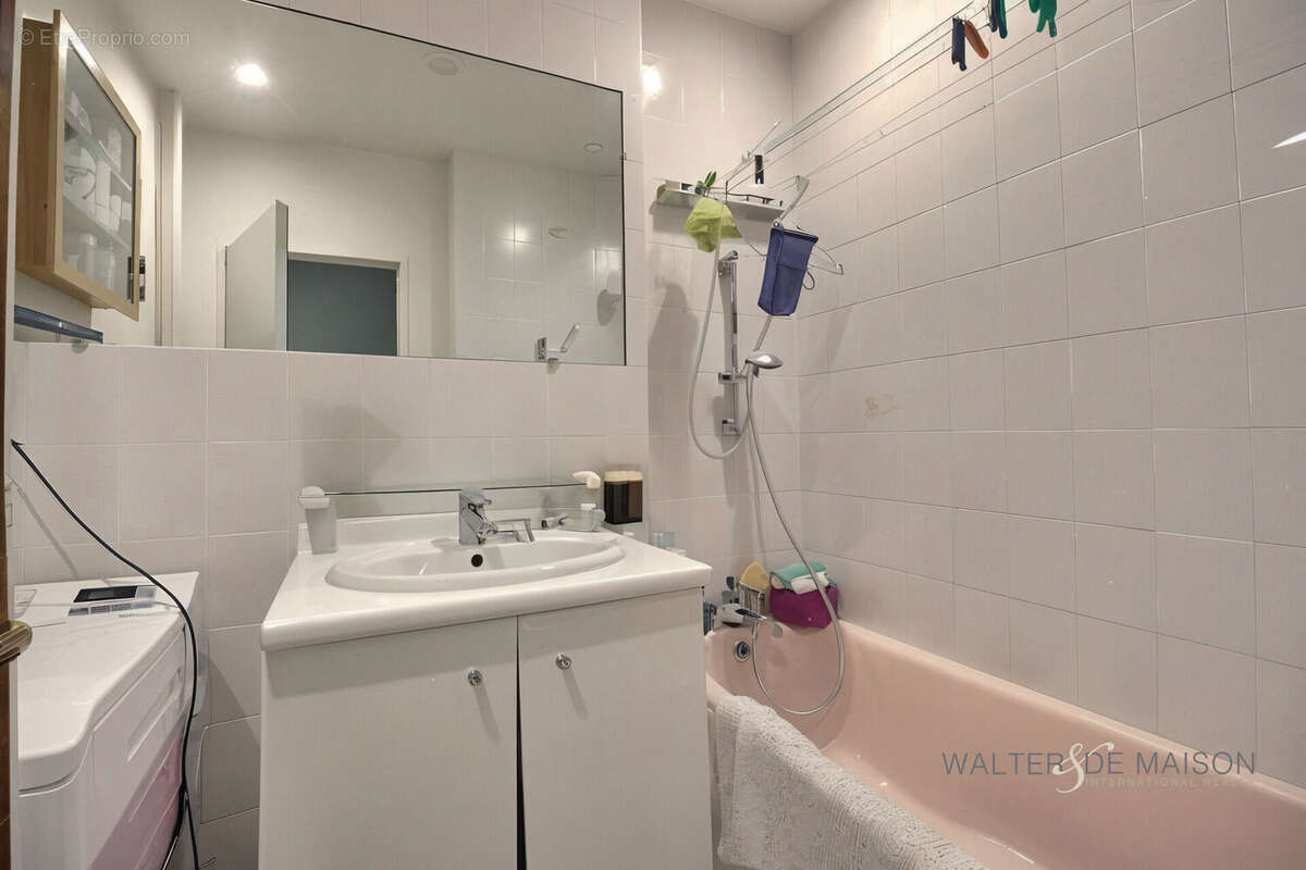 Appartement à PARIS-12E