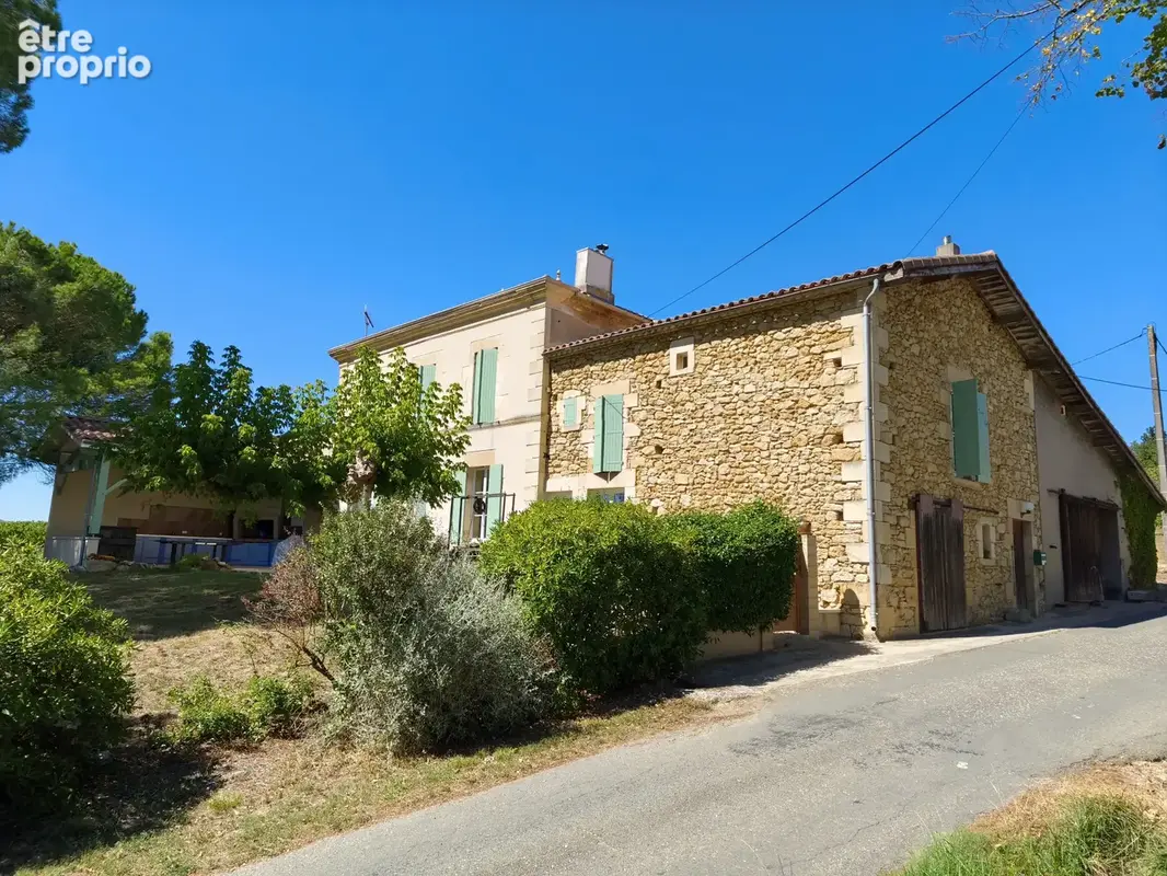 Propriété viticole avec maison, dépendances et vignoble ! - photo 3