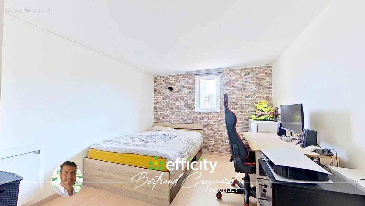 Maison à PONTCHARRA-SUR-TURDINE