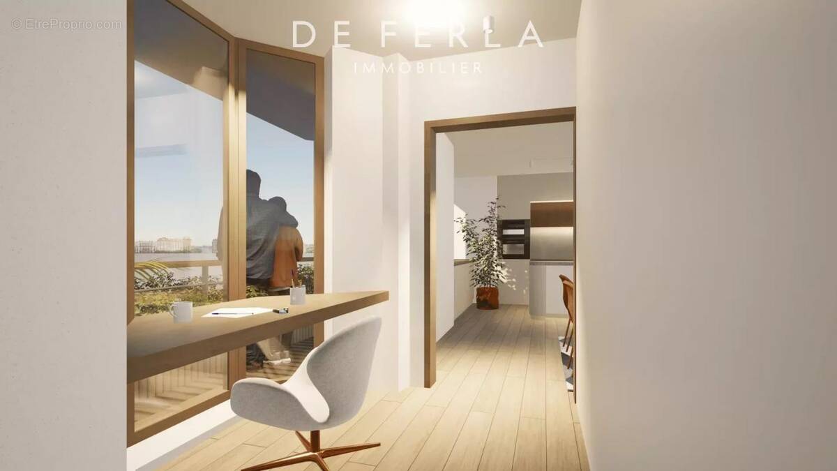 Appartement à PARIS-14E