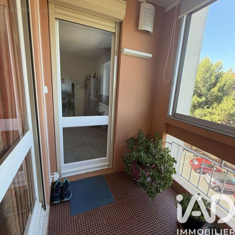 Photo 8 - Appartement à MARSEILLE-11E