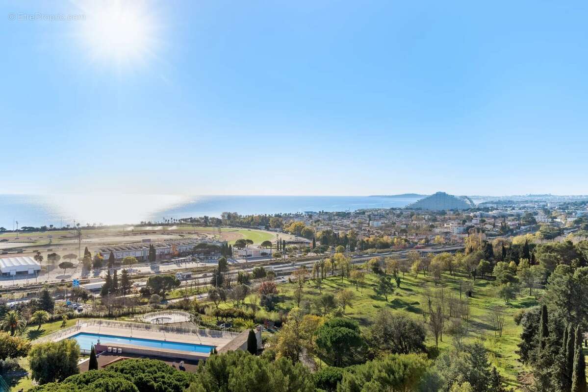 Appartement à CAGNES-SUR-MER