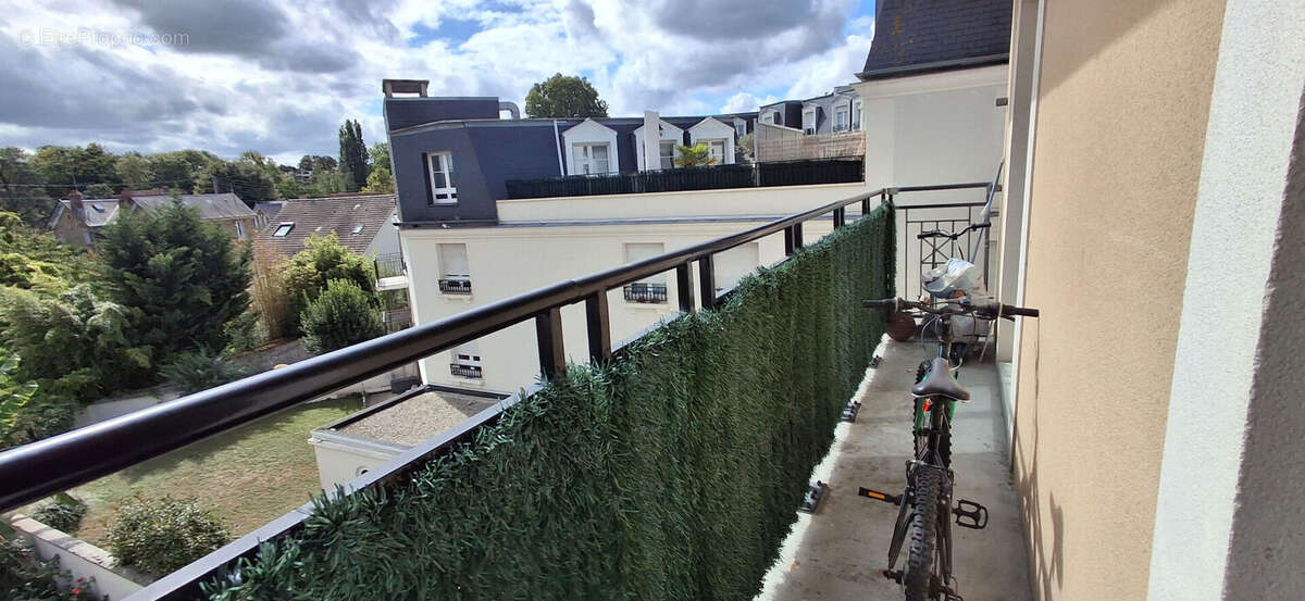 Appartement à CORBEIL-ESSONNES