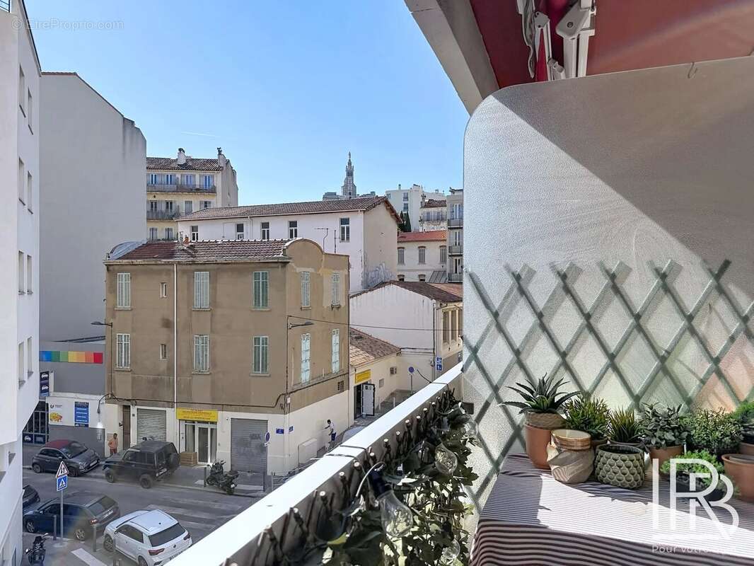 Appartement à MARSEILLE-7E