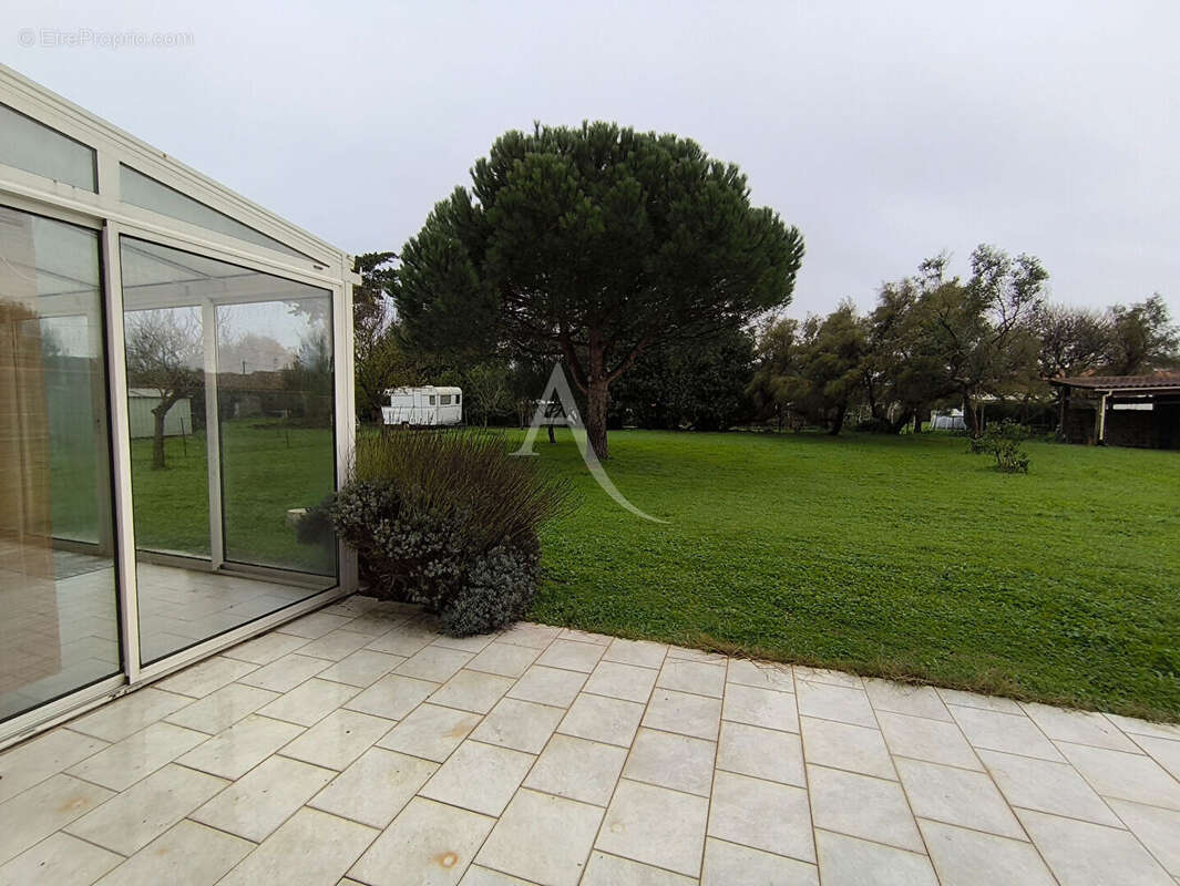 Maison à PORT-DES-BARQUES