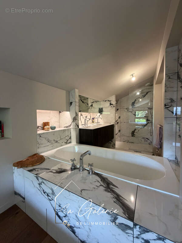 Maison contemporaine secteur clemencieres a saint martin le vinoux - photo 9