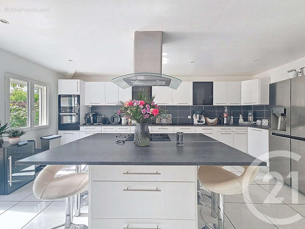 Maison 183 m² à Montauban  - photo 4