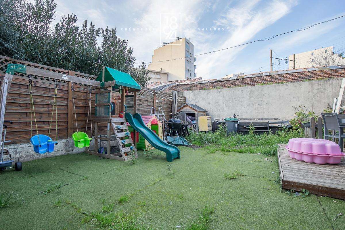 Appartement à MARSEILLE-10E