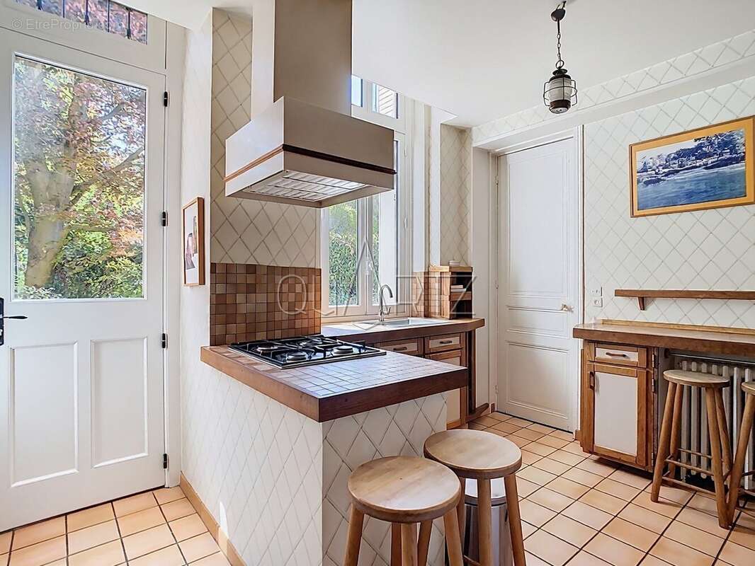 Appartement à LE CHESNAY