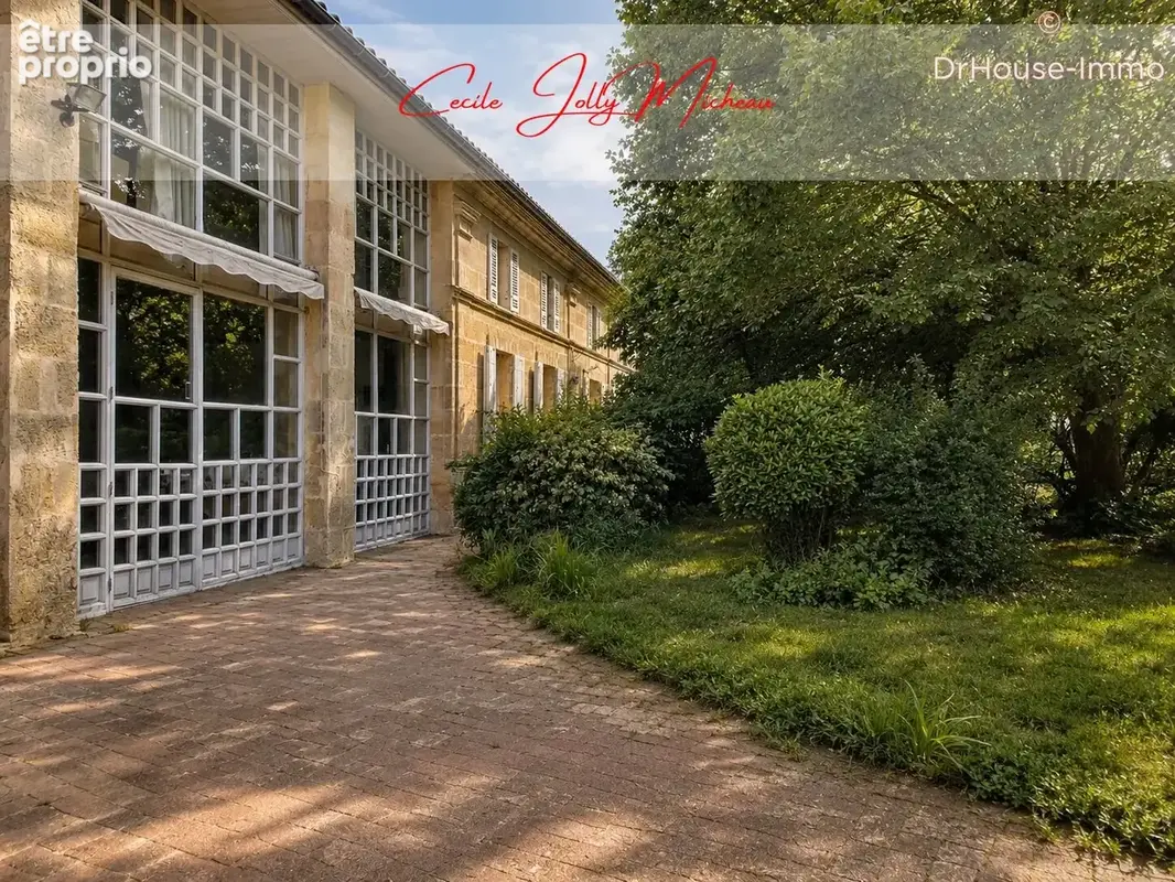 Maison 312 m² à Saint-Christoly-De-Blaye  - photo 4