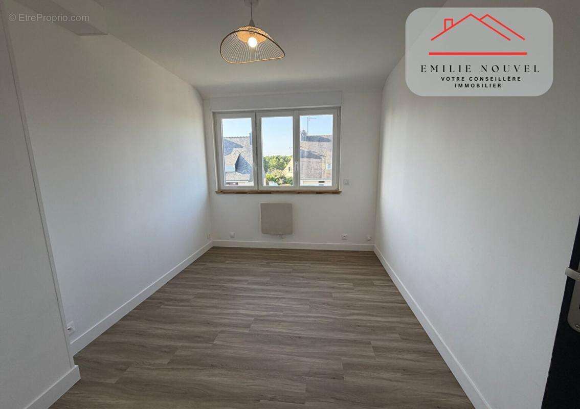 Lézardrieux ? maison rénovée, 3 chambres, garage et jardin - photo 13