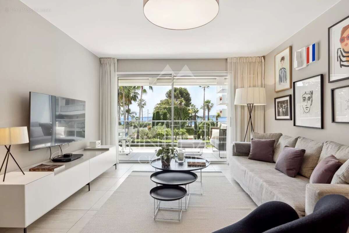 Appartement à CANNES