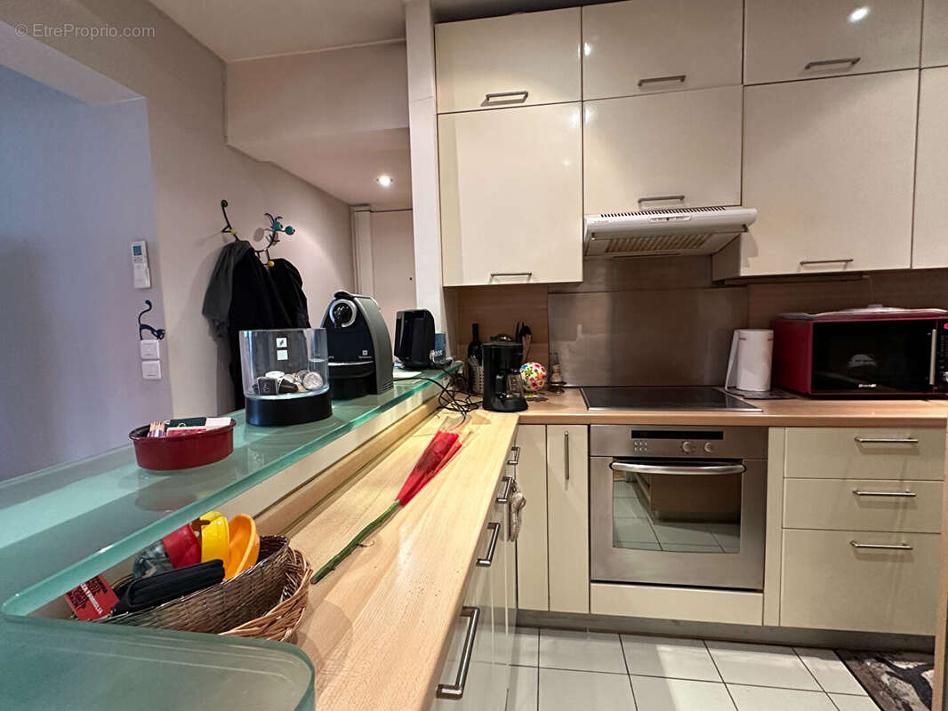 Appartement à PARIS-1E