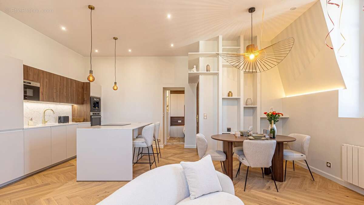 En exclusivité – Magnifique appartement T2 rénové avec prestations haut de gamme - photo 2