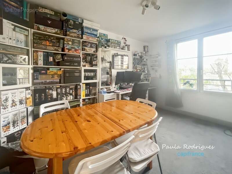 Appartement T4 à vendre, 4 pièces, 1 balcon, 1 parking en sous-sol, 1 cave, accès PMR - PLAISIR (78370) - photo 8