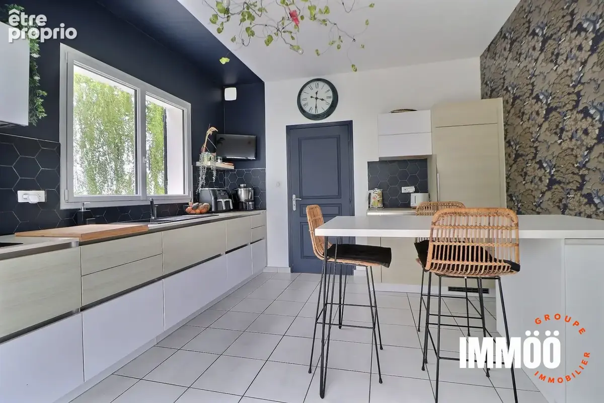 Maison 7 pièces 213 m² à vendre à Fresquiennes (76570) - photo 8