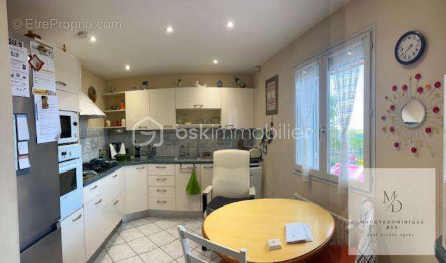 Maison à BOURBERAIN