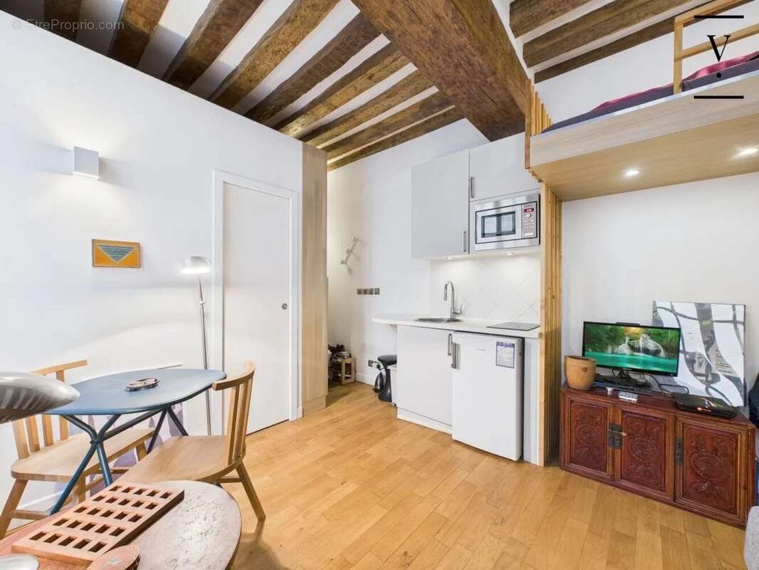 Appartement à PARIS-4E