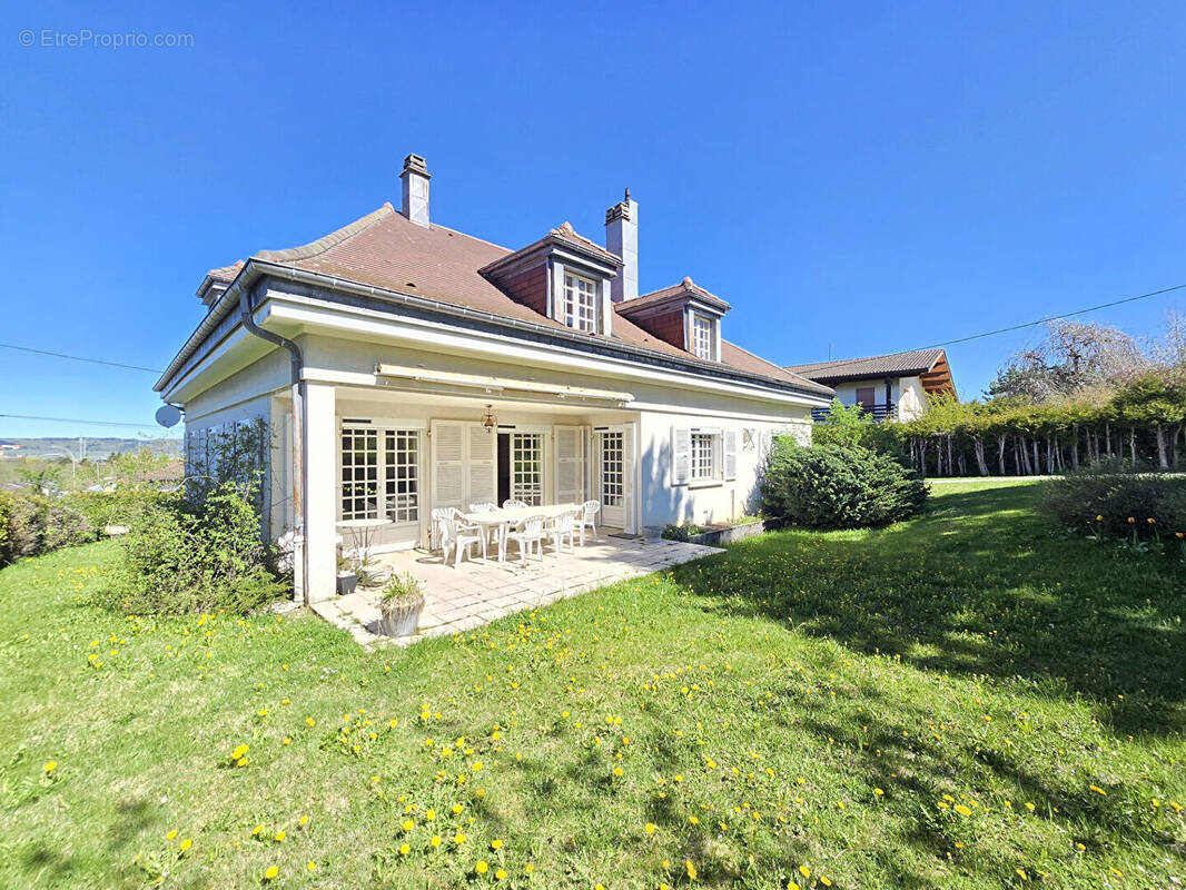 Maison à PONTARLIER