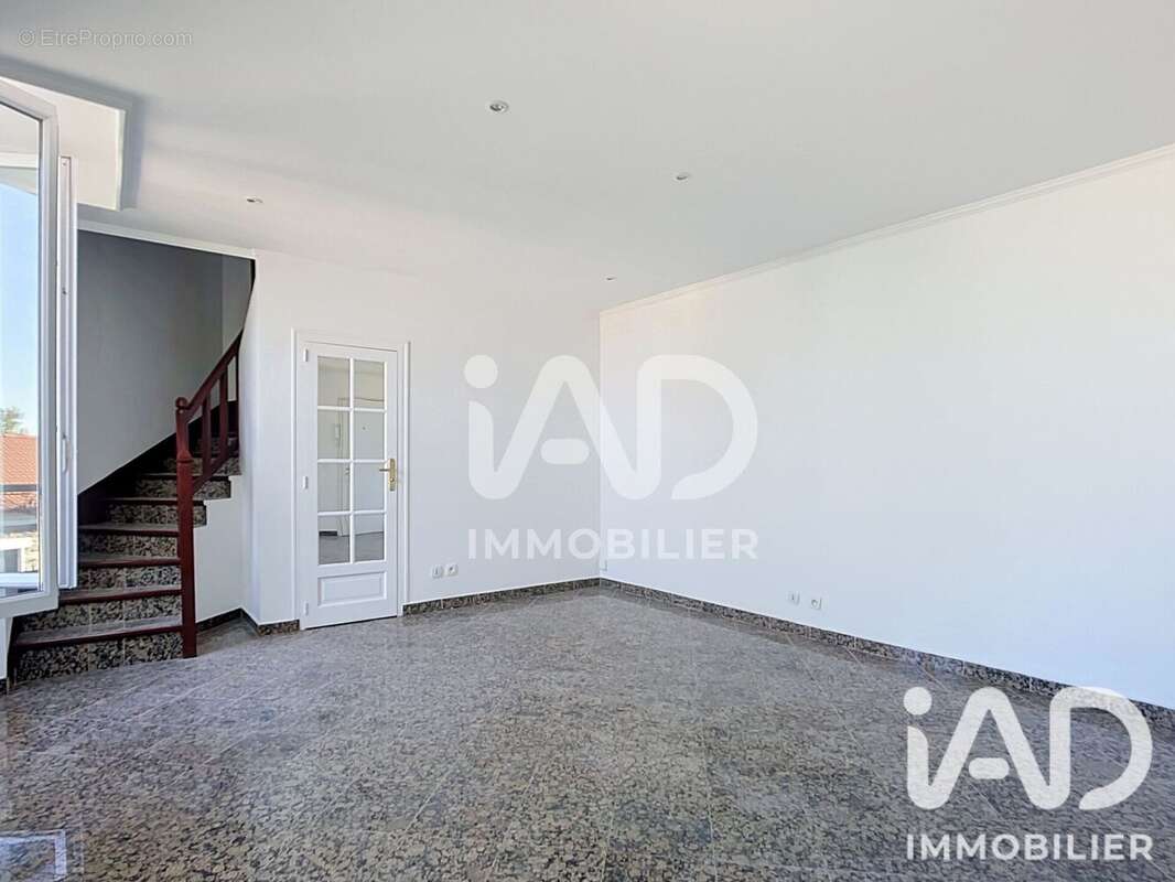 Appartement 33 m² à Saint-Maur-Des-Fosses  - photo 6