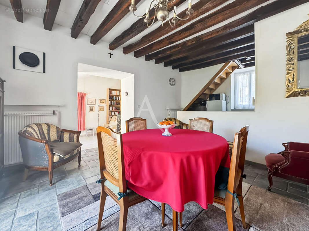 Maison à ETAMPES