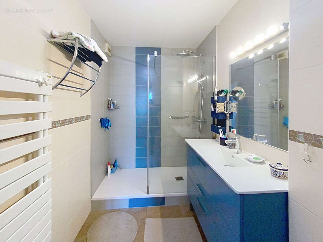 Appartement à CALUIRE-ET-CUIRE