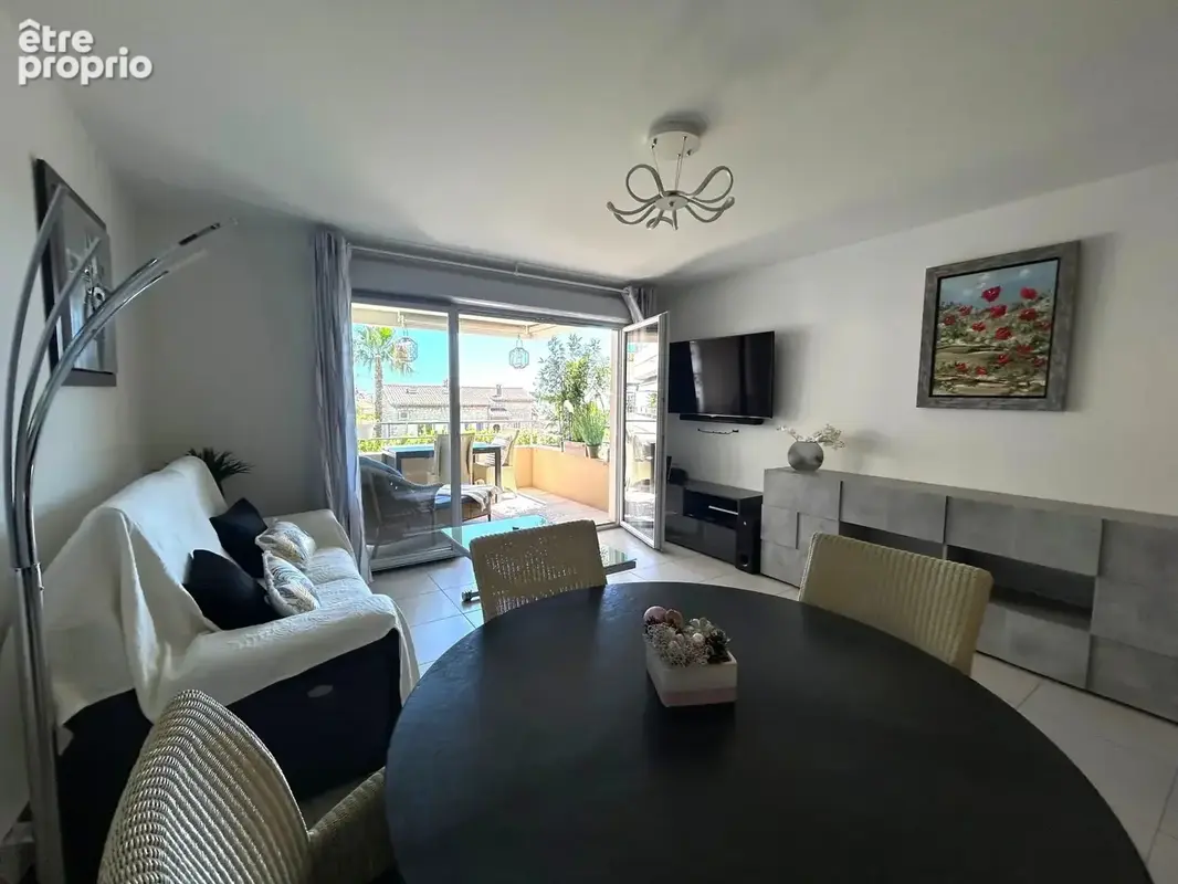 3 pièces lumineux avec terrasse, garage double, à pied du bord de mer - photo 3