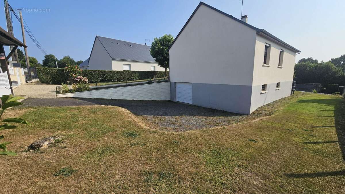 Maison 72 m² à Canisy  - photo 23