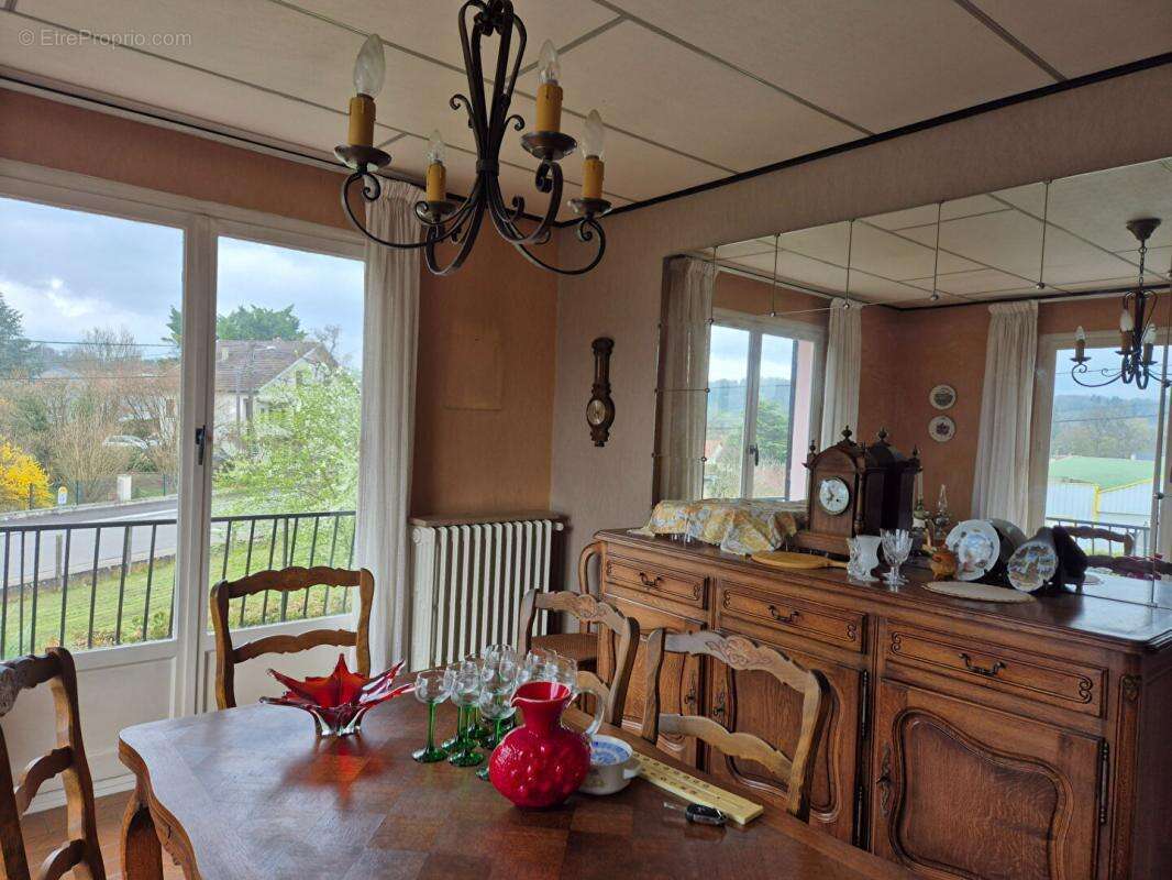 Maison à SCEY-SUR-SAONE-ET-SAINT-ALBIN