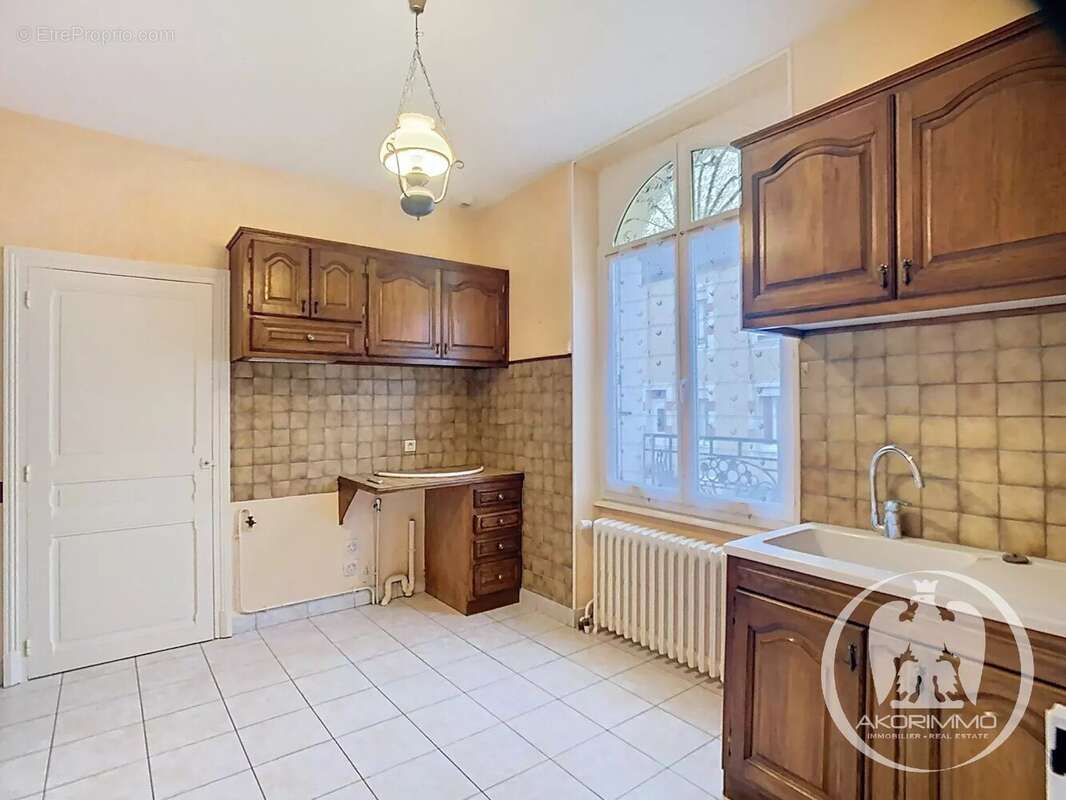 Maison à MONTLUCON