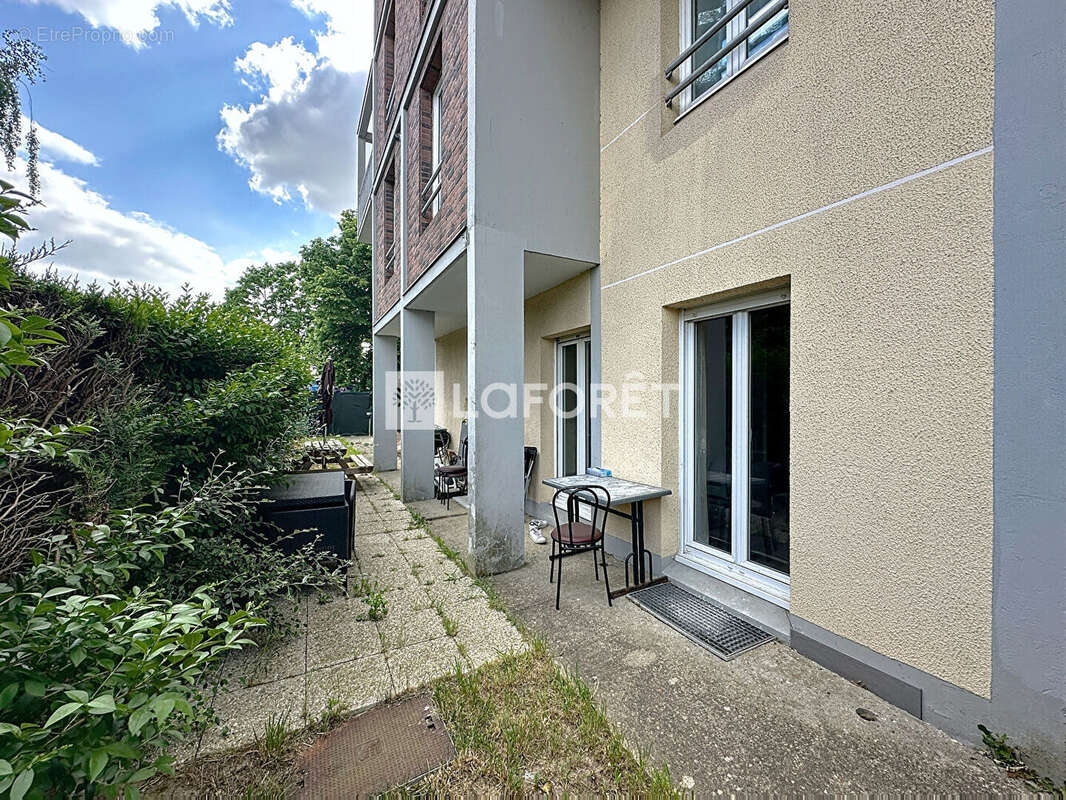 Appartement à ELANCOURT