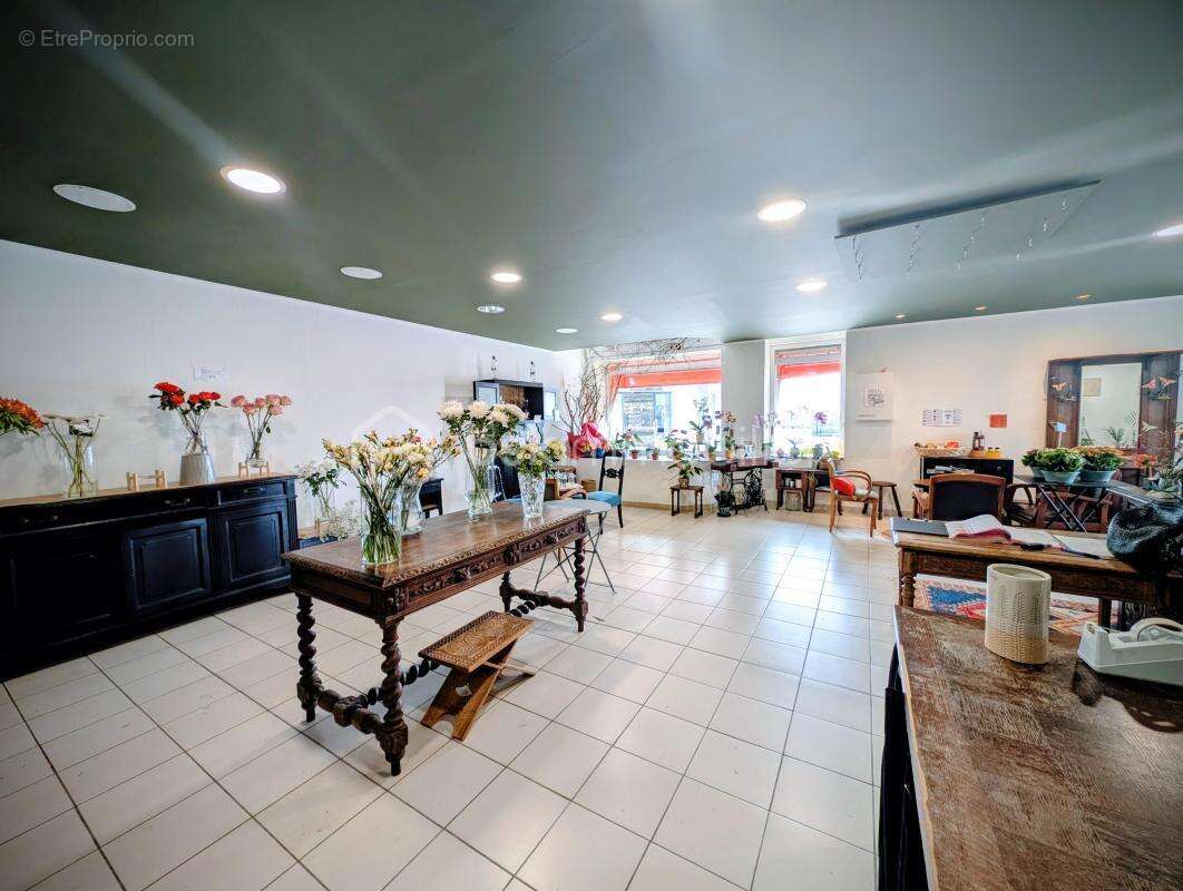 Commerce à PENMARCH