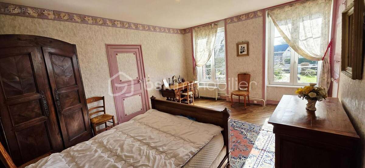 Maison à SAINT-HILAIRE-DU-HARCOUET