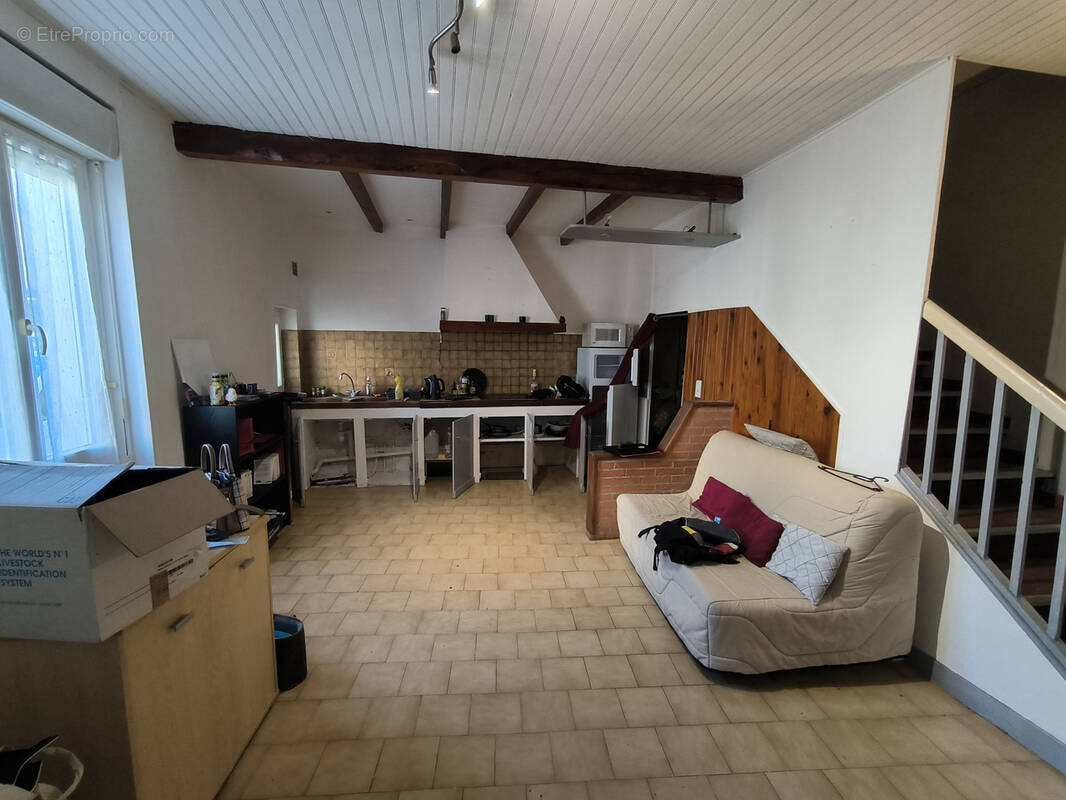 Maison à SAINT-JUERY