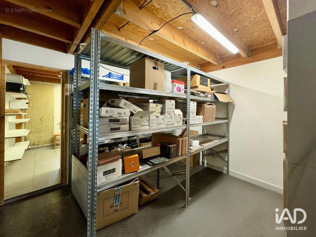 Photo 3 - Commerce à CHOLET