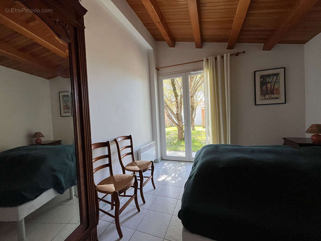 Maison à LA BREE-LES-BAINS