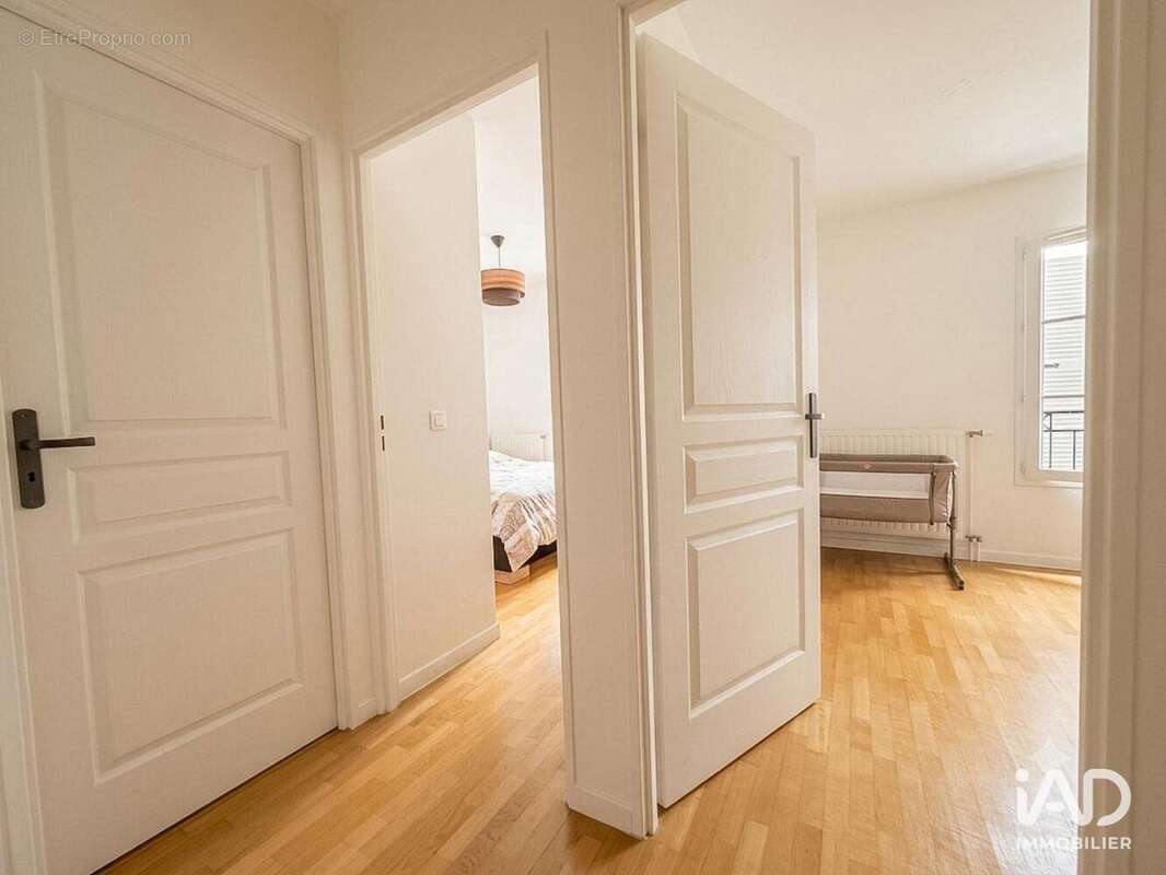Appartement 64 m² à Le Plessis-Robinson  - photo 9