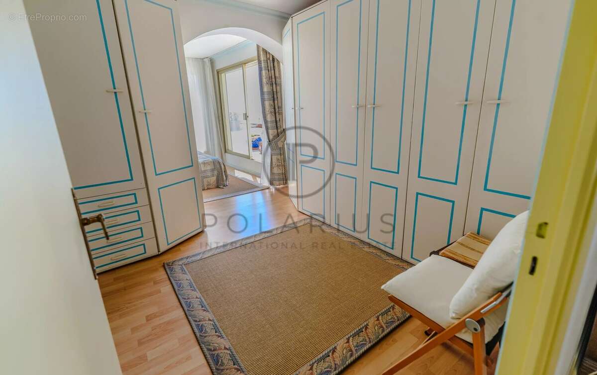 Appartement à CAP-D'AIL