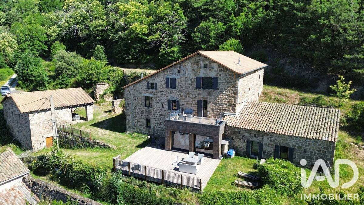 Photo 1 - Maison à SAINT-JEAN-ROURE