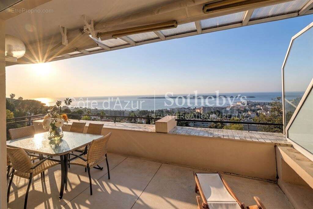 Appartement à CANNES
