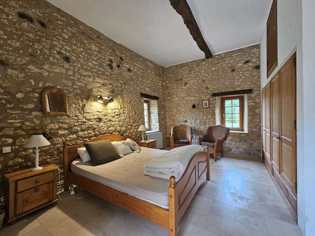 Maison à SAINT-MARCEL-DU-PERIGORD