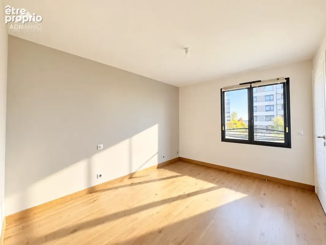 Appartement 4 Pièces 133 m2 - photo 5