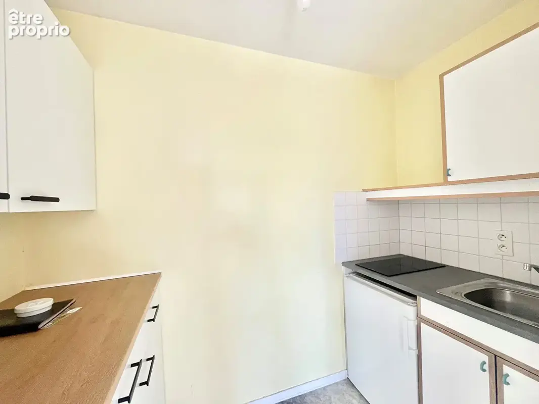 Appartement Caen 2 pièce(s) 33.32 m2 - vendu libre - place de parking privative - belle orientation - vue dégagée - photo 6